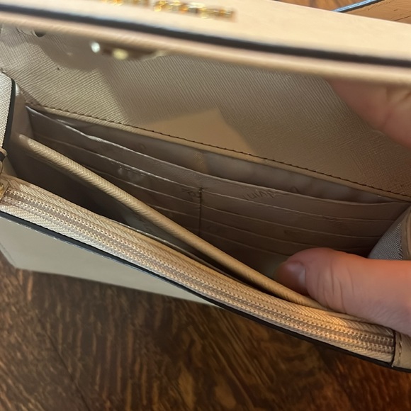 Calvin Klein Crossbody - Picture 3 of 4